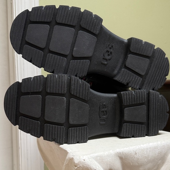 UGG Ashton Addie Waterproof Women's black Winter Boots size 7.5 H1N1 - Picture 8 of 8